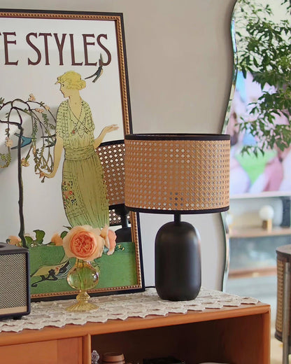 Blakely Table Lamp - Loonglight