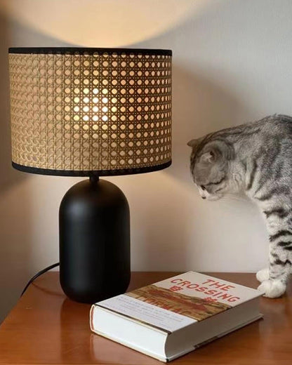 Blakely Table Lamp - Loonglight