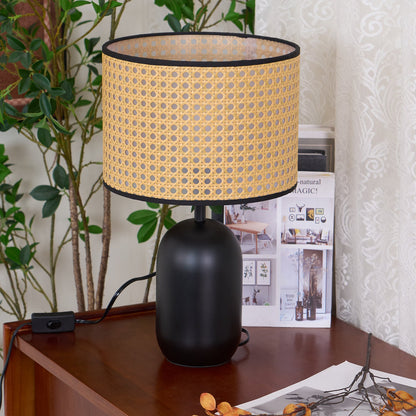 Blakely Table Lamp - Loonglight