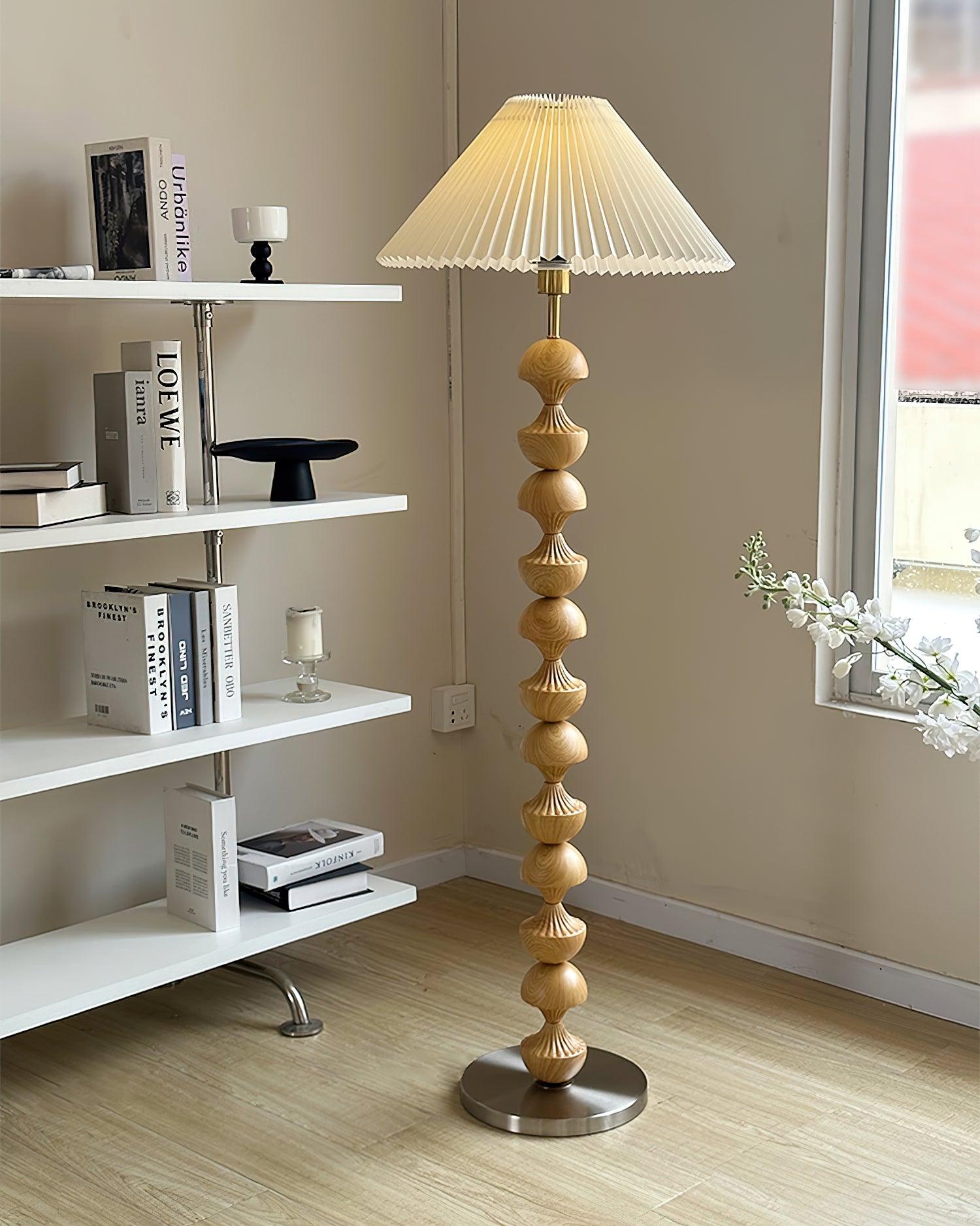 Bobbin Wood Floor Lamp - Loonglight