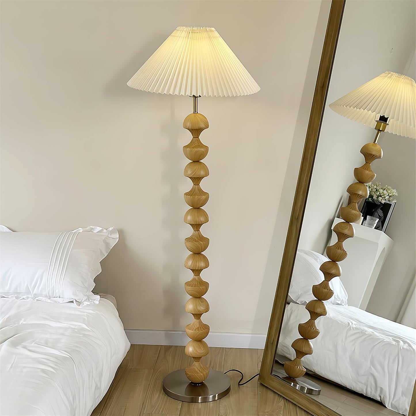 Bobbin Wood Floor Lamp - Loonglight