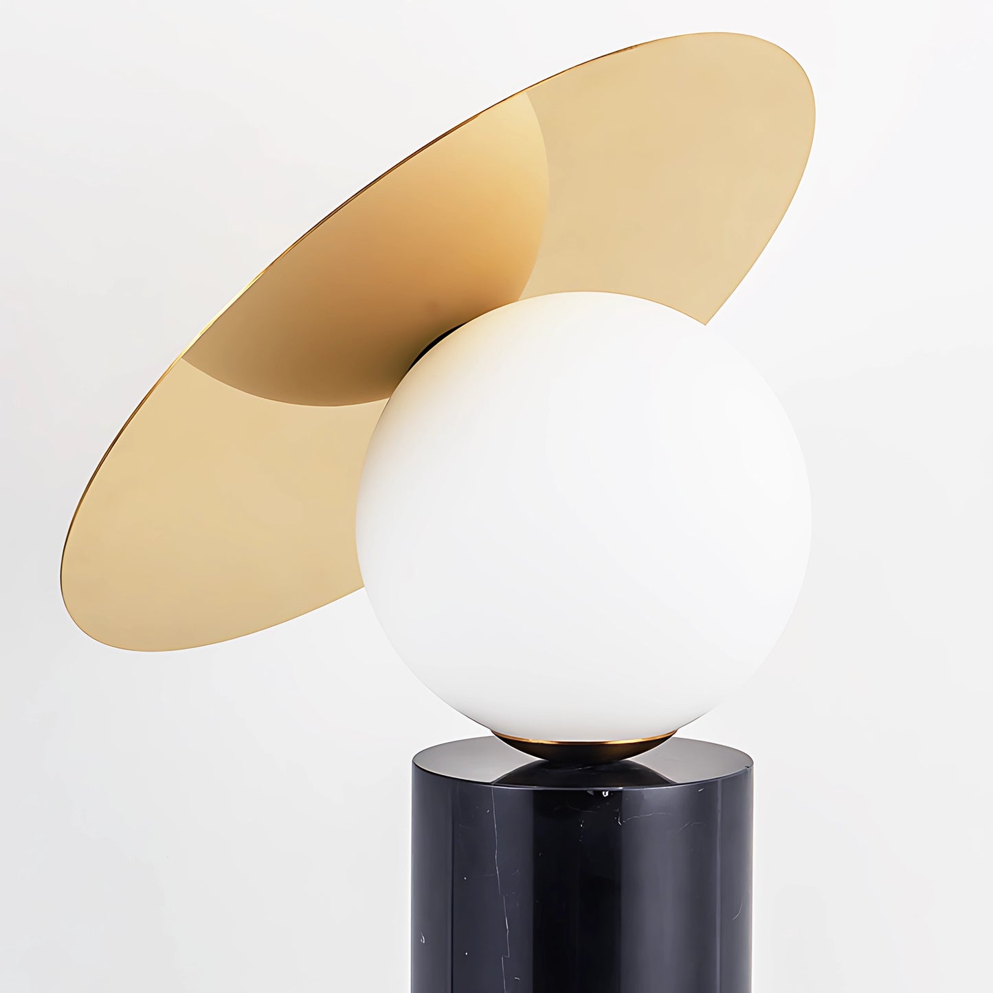 Bola Disc Table Lamp