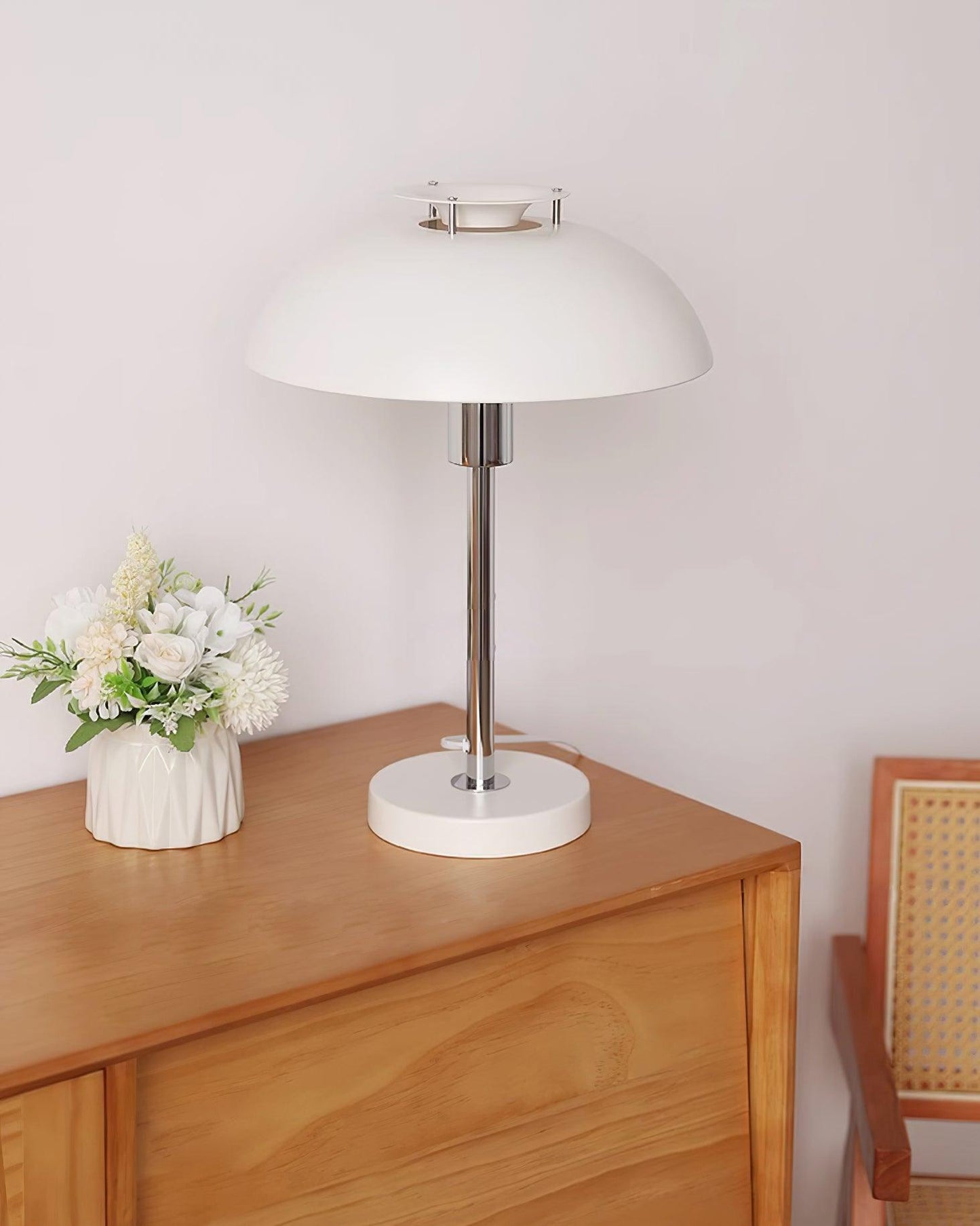 Bowie Table Lamp - Loonglight