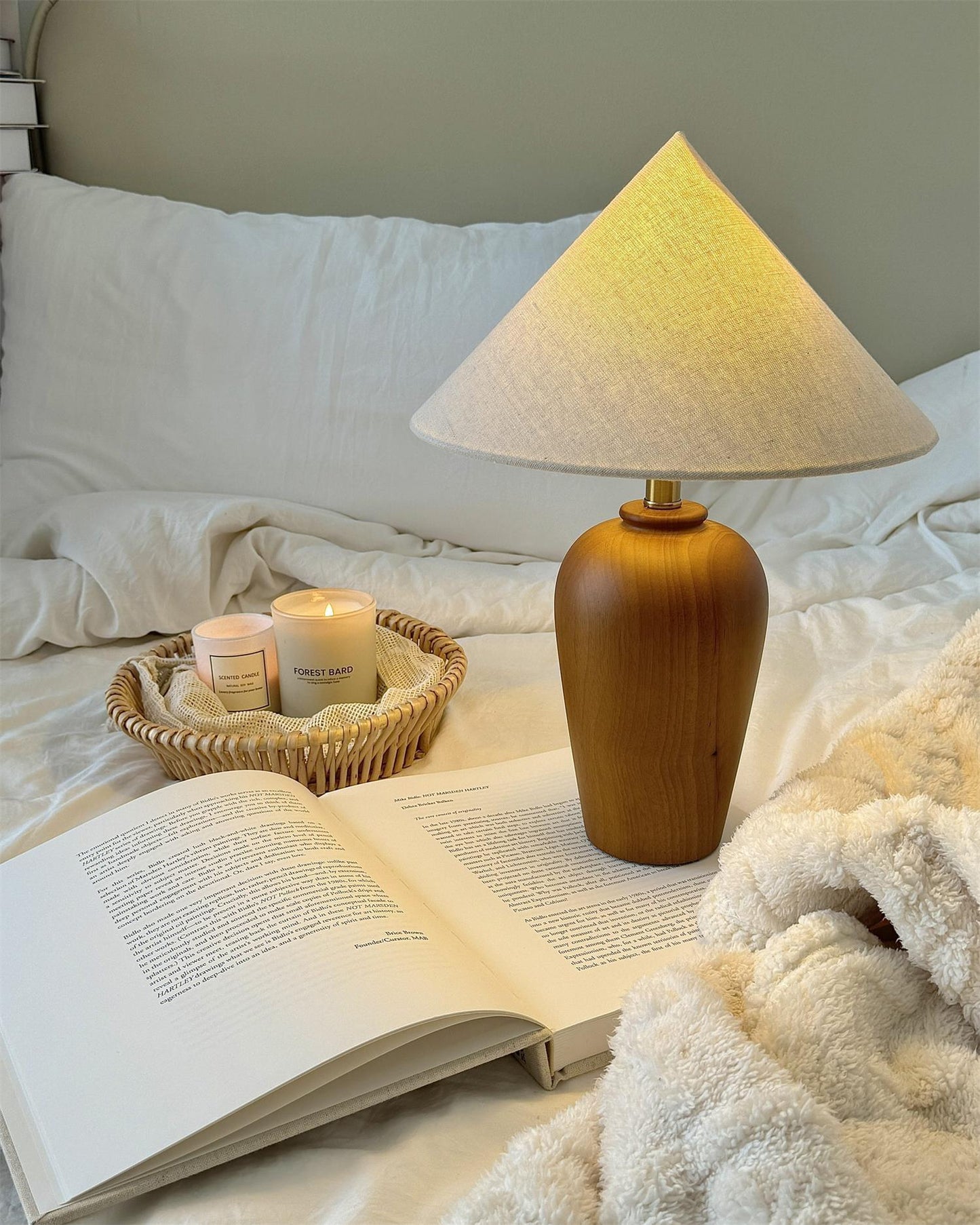 Brayden Wood Table Lamp - Loonglight