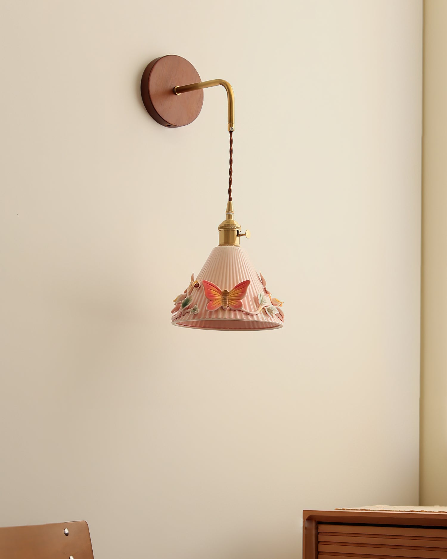 Butterfly Garden Ceramic Wall Lamp - Loonglight