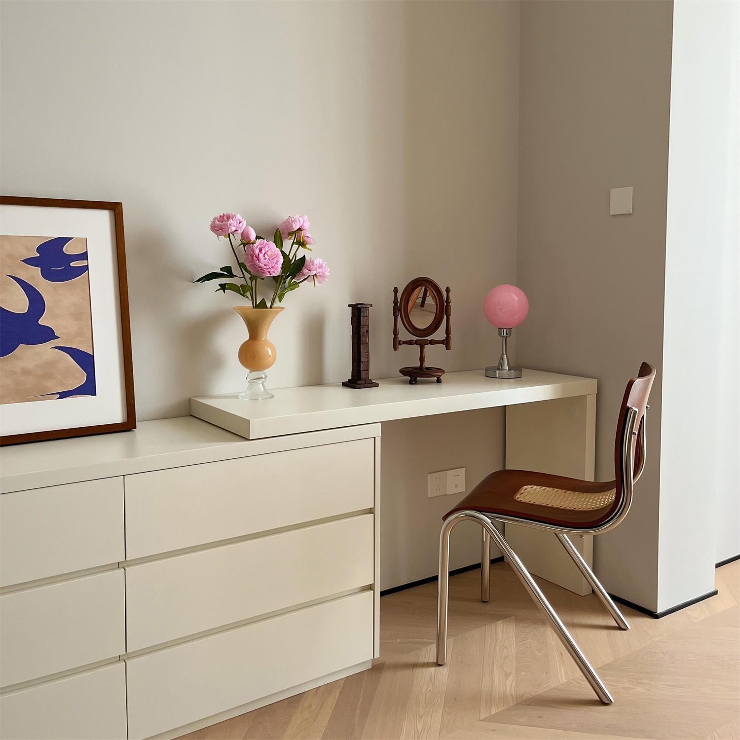 Candy Table Lamp - Loonglight