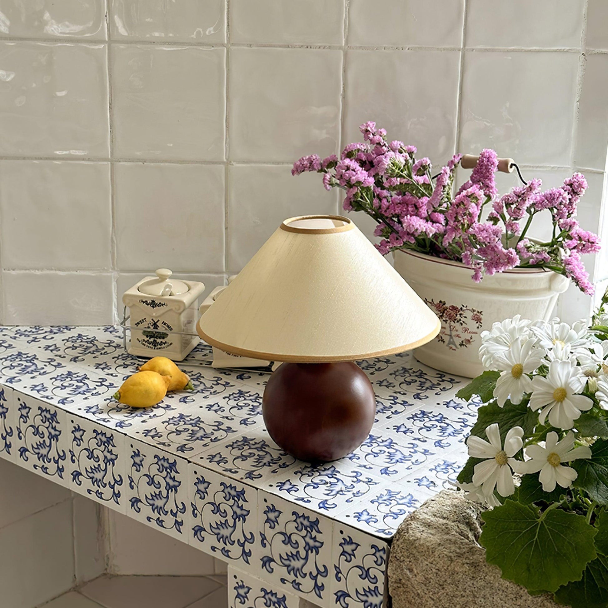 Cankut Wood Table Lamp - Loonglight