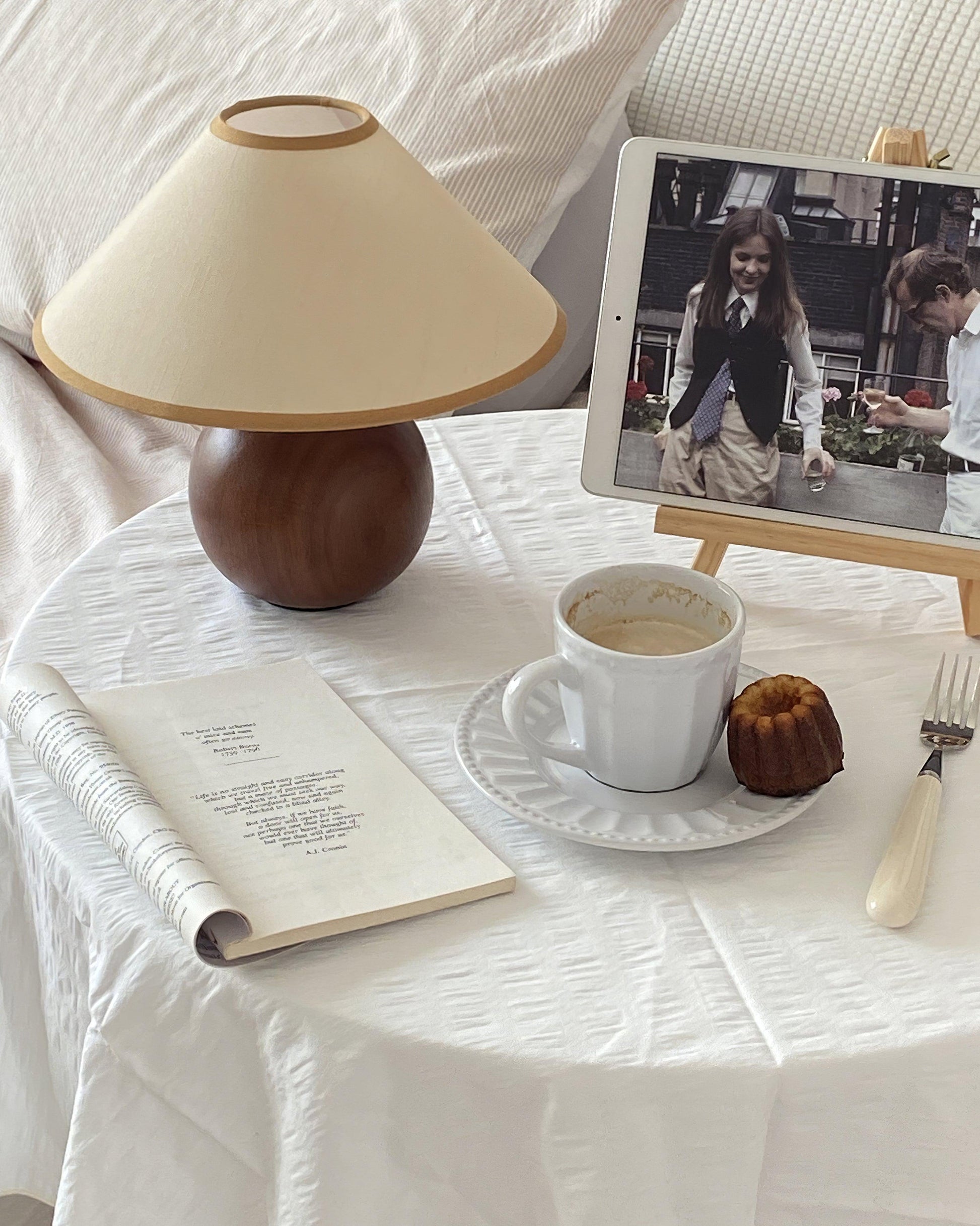 Cankut Wood Table Lamp - Loonglight