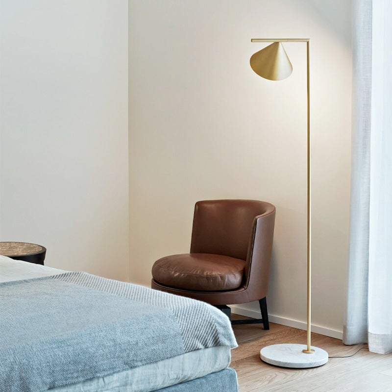 Captain Flint Floor Lamp - Loonglight