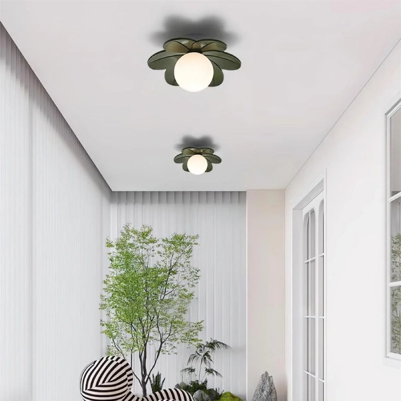 Carins Flower Ceiling Light - Loonglight