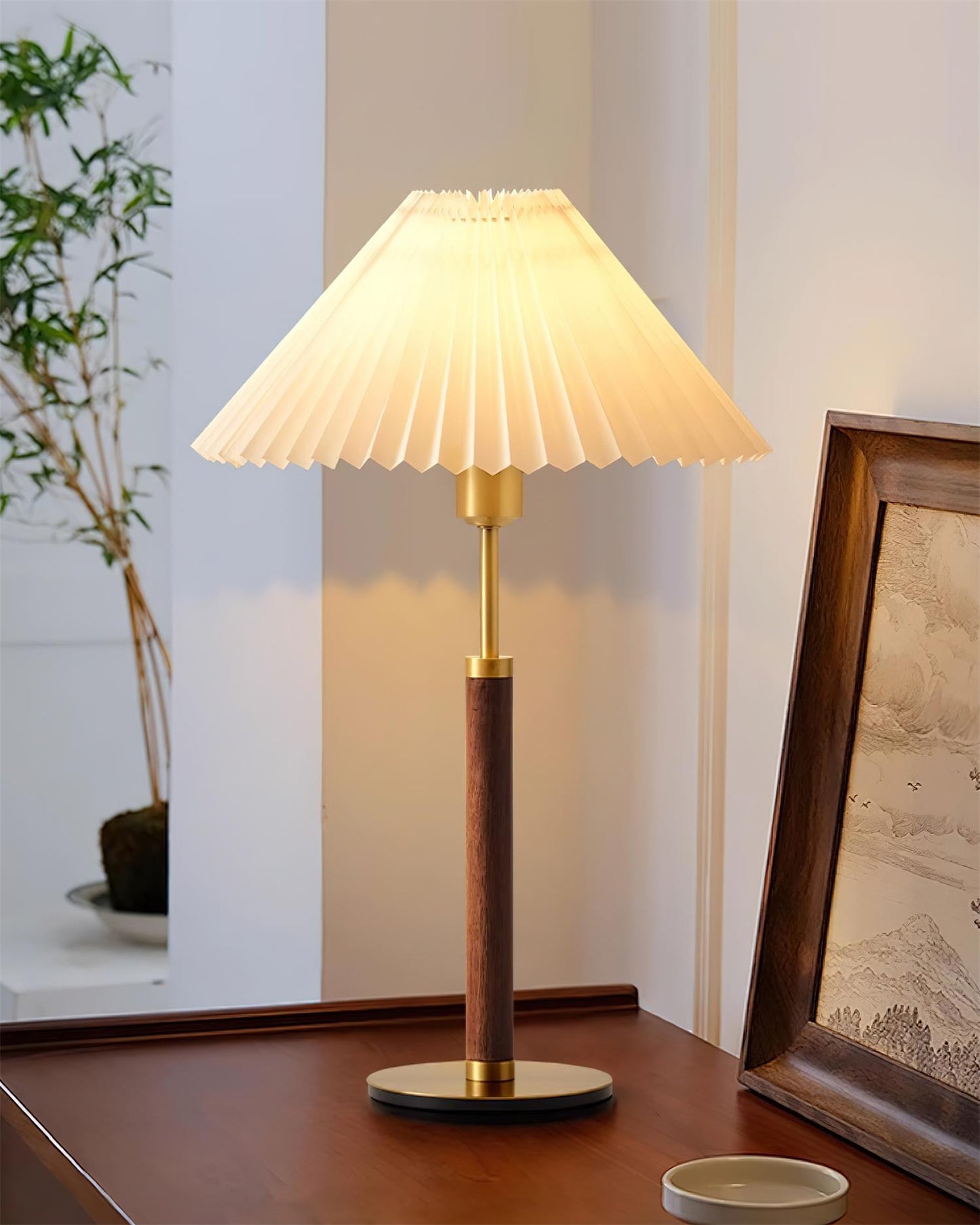 Catelyn Pleated Table Lamp - Loonglight