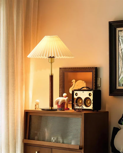 Catelyn Pleated Table Lamp - Loonglight