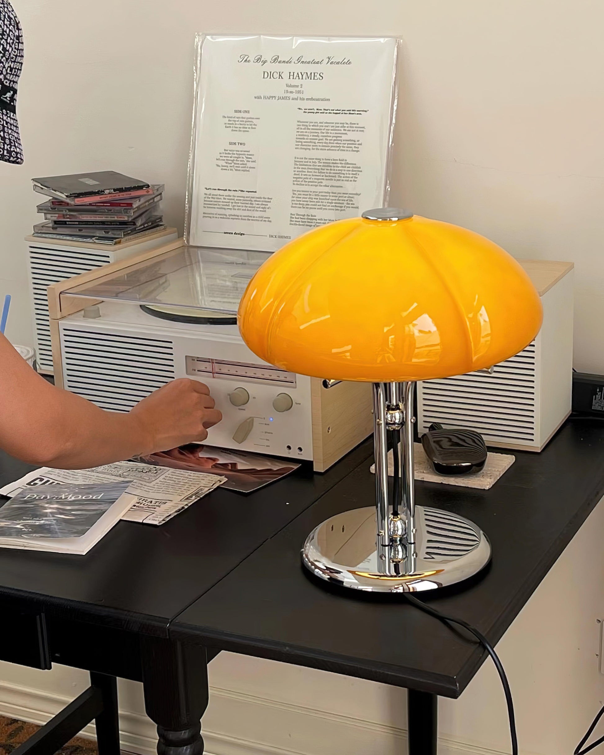 Cato Glass Table Lamp - Loonglight