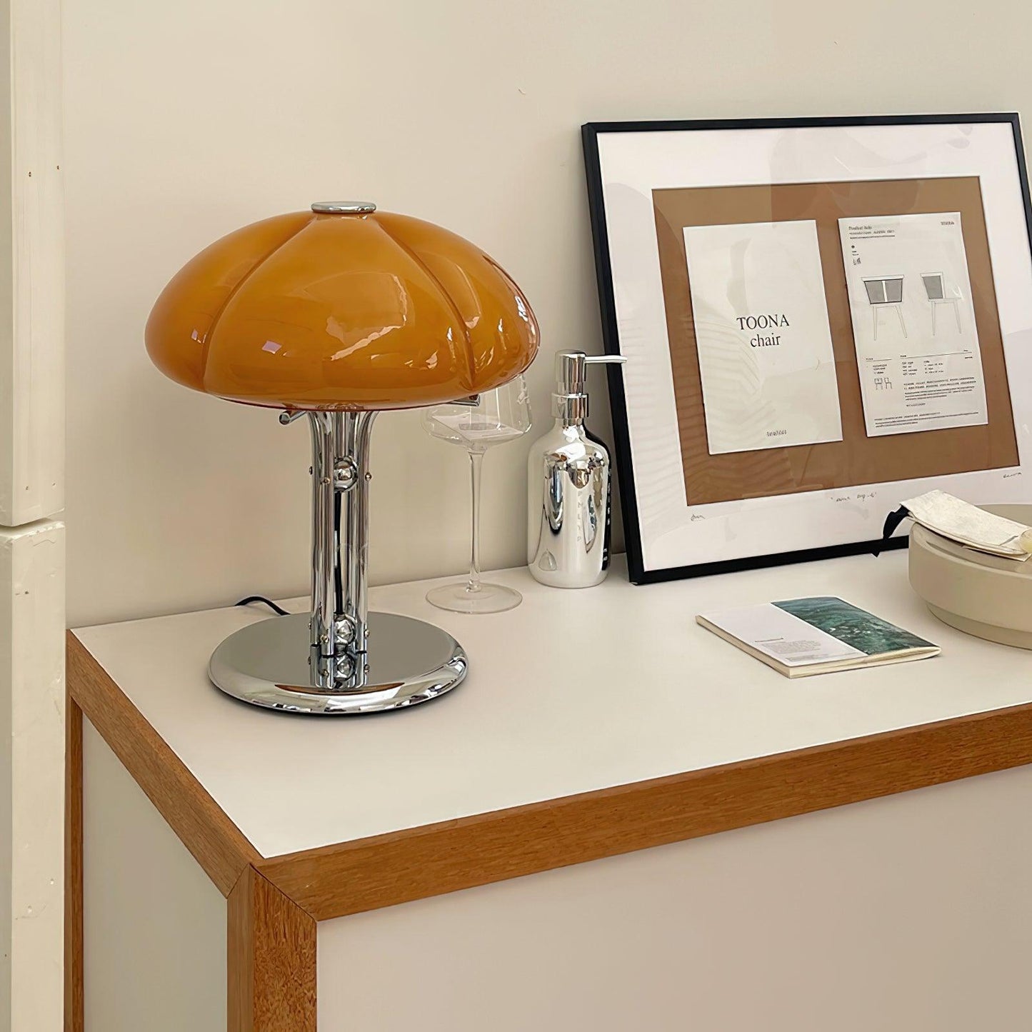 Cato Glass Table Lamp - Loonglight