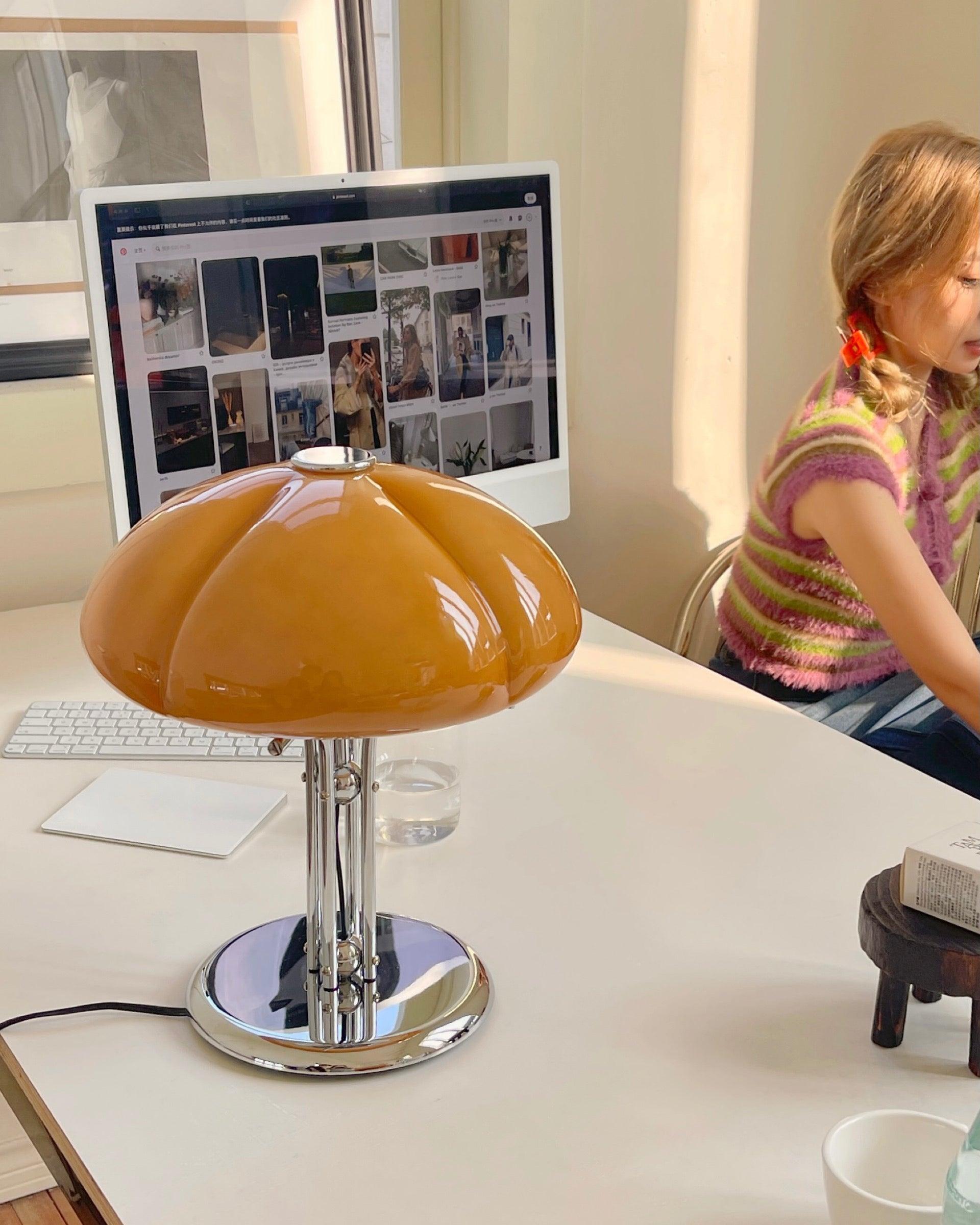 Cato Glass Table Lamp - Loonglight