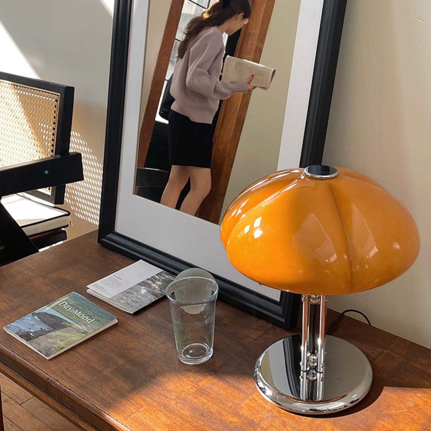 Cato Glass Table Lamp - Loonglight