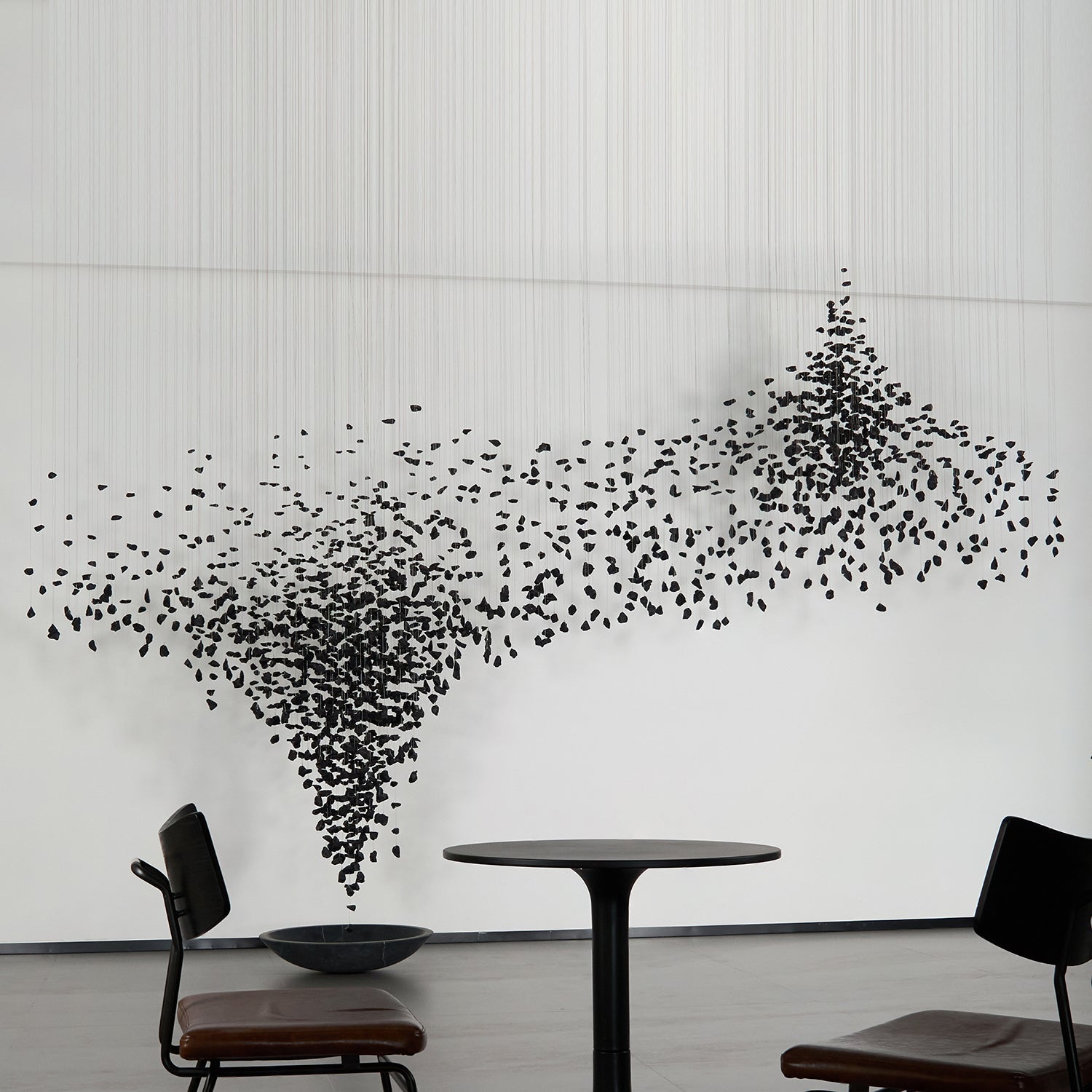 Hourglass Charcoal Stones Chandelier - Loonglight