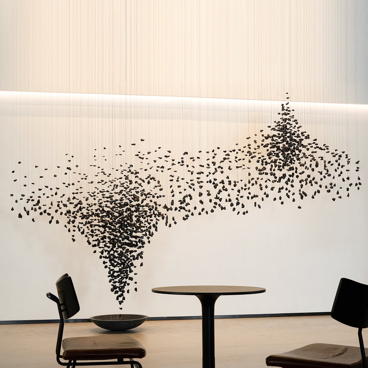 Hourglass Charcoal Stones Chandelier - Loonglight