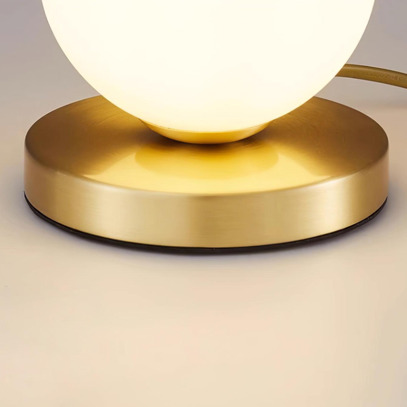 Chelsea Glass Table Lamp - Loonglight