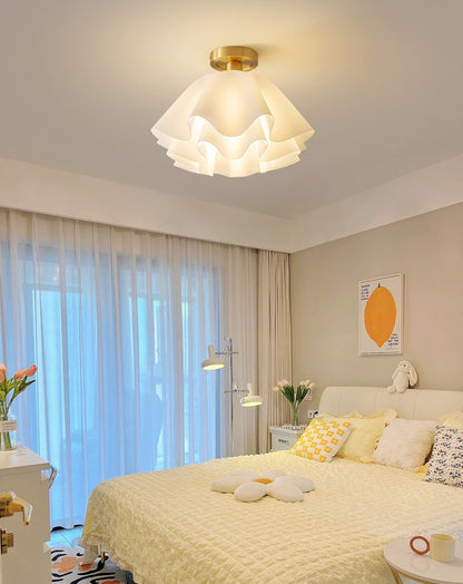 Cloud Ruffle Ceiling Light - Loonglight