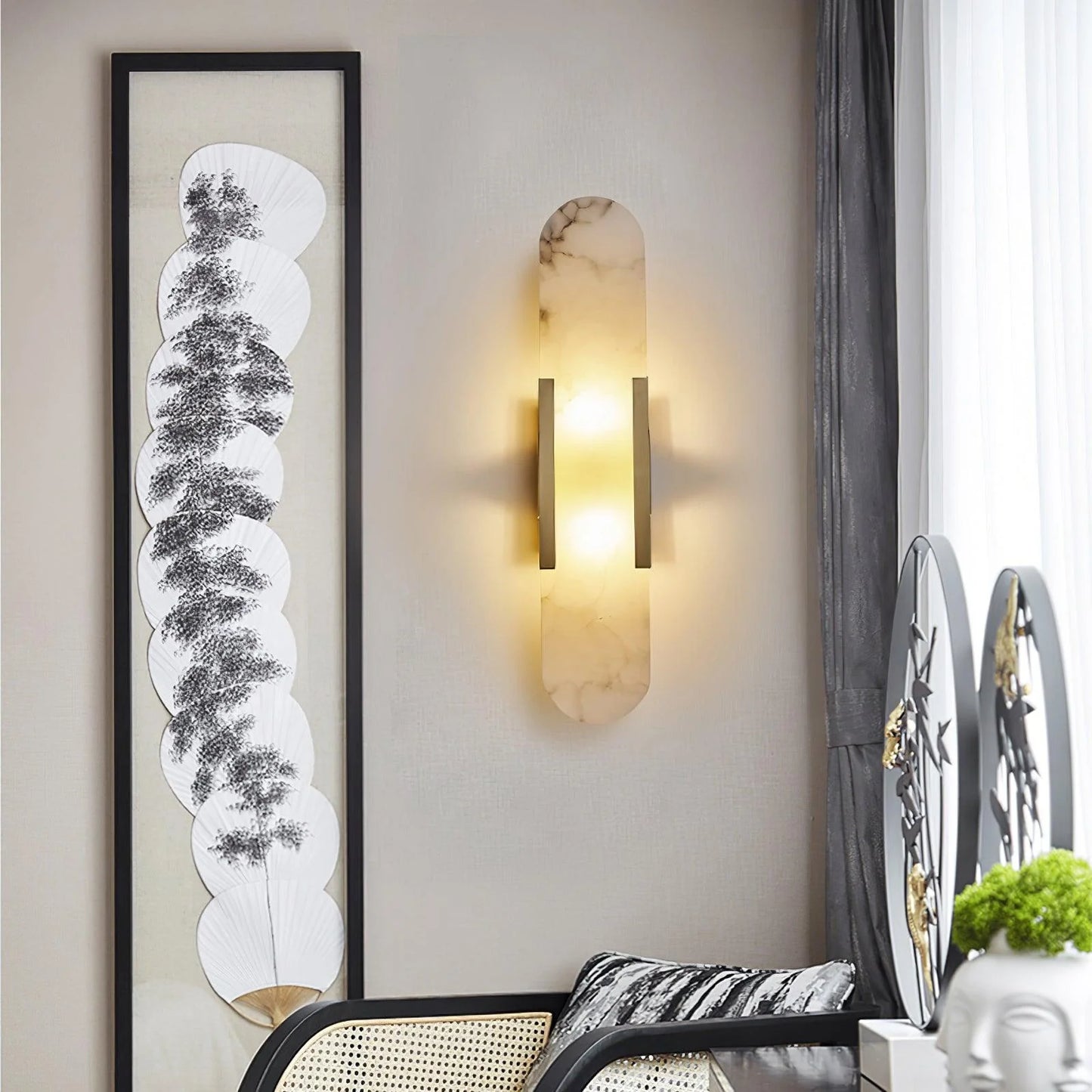 Contemporary Alabaster Wall Light - Loonglight