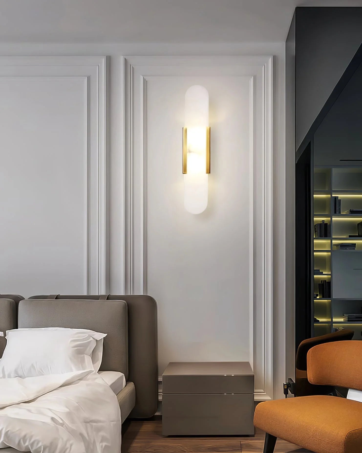 Contemporary Alabaster Wall Light - Loonglight