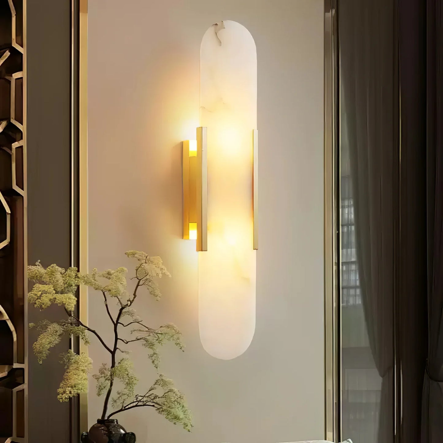 Contemporary Alabaster Wall Light - Loonglight
