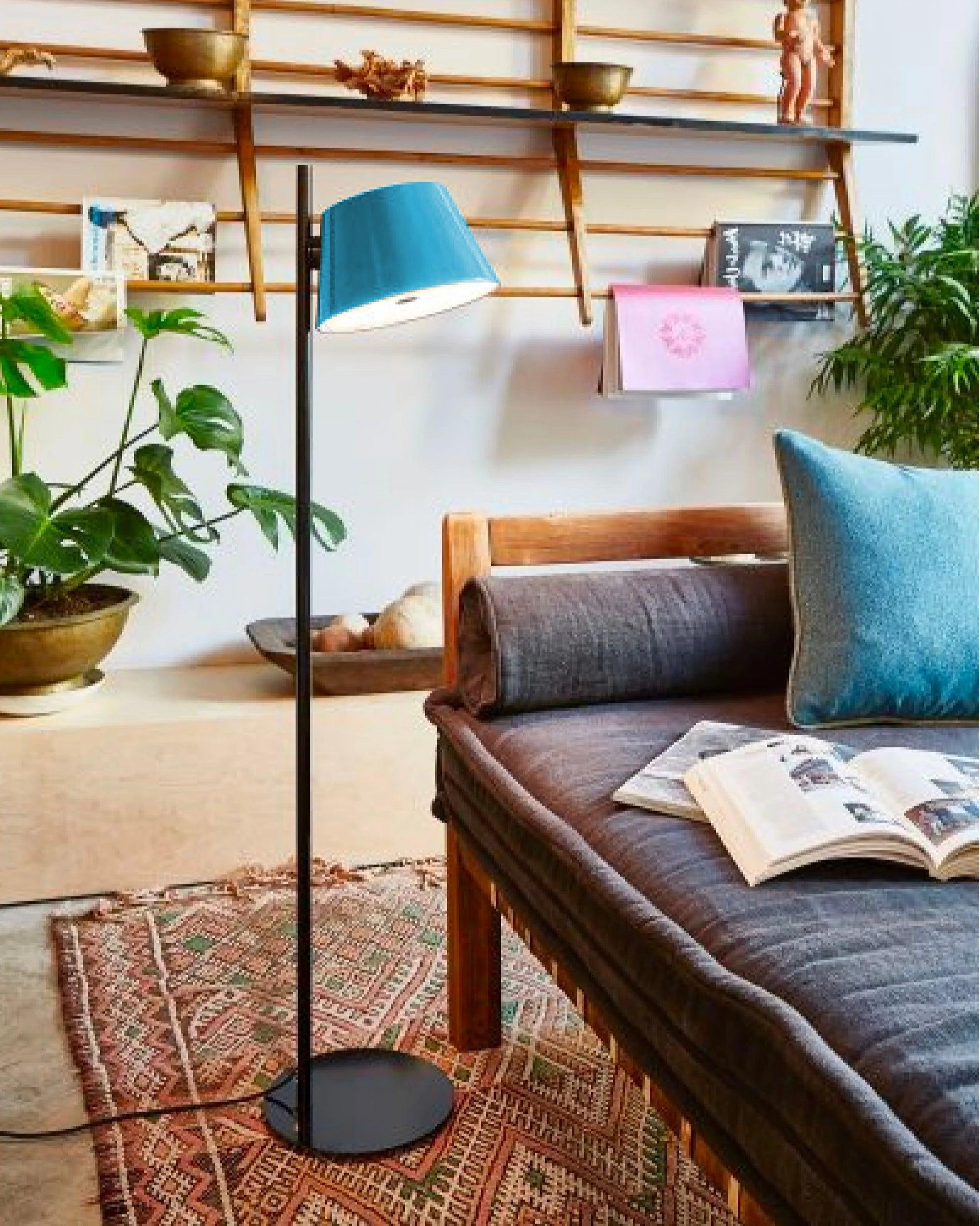 Contra Floor Lamp - Loonglight