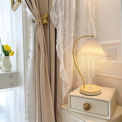 Crescini Pleated Table Lamp - Loonglight