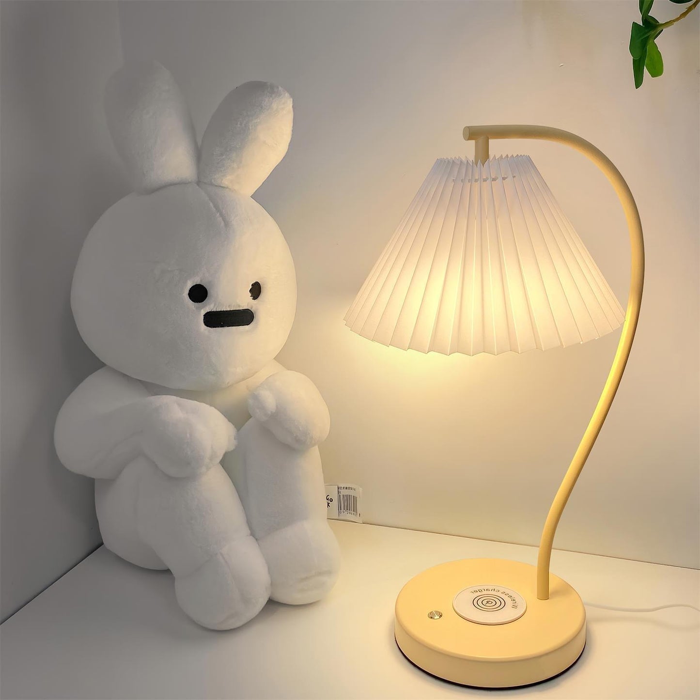 Crescini Pleated Table Lamp - Loonglight