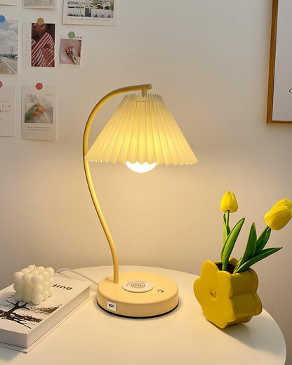 Crescini Pleated Table Lamp - Loonglight