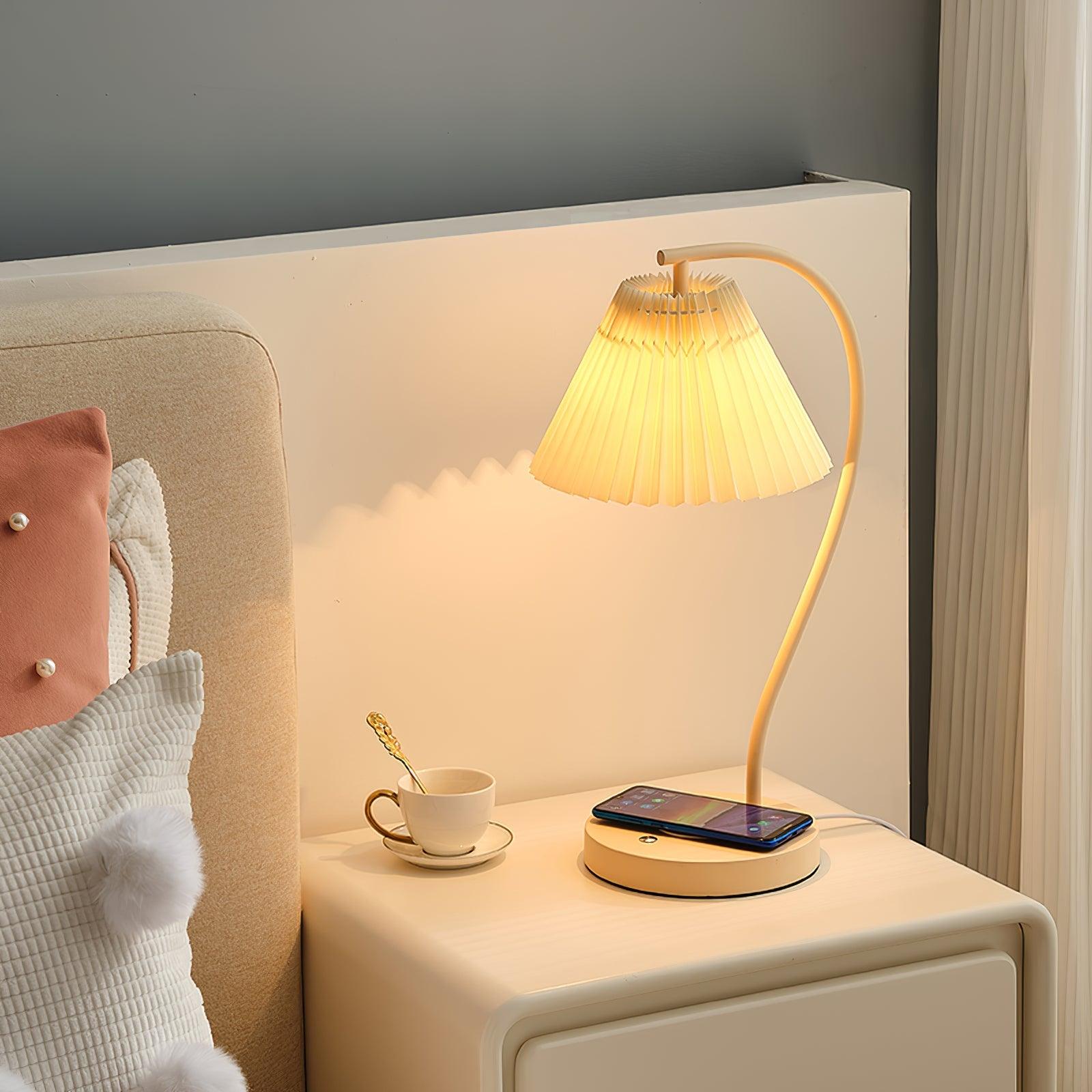 Crescini Pleated Table Lamp - Loonglight