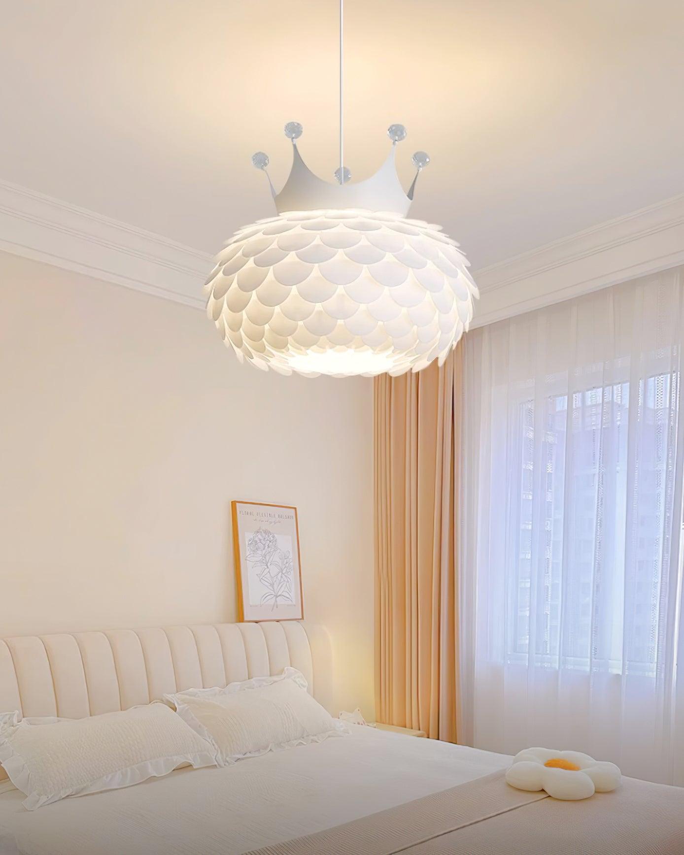 Crown Pendant Light - Loonglight