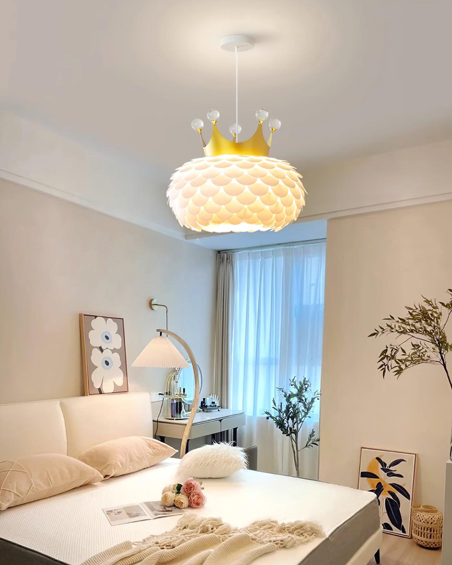Crown Pendant Light - Loonglight