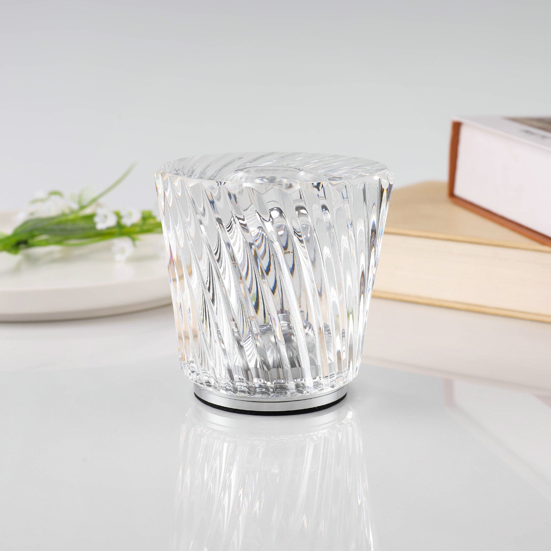 Crystal Ambient Table Lamp - Loonglight