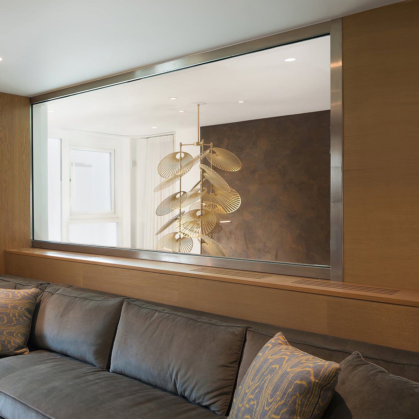 Cattail Leaf Chandelier - Loonglight