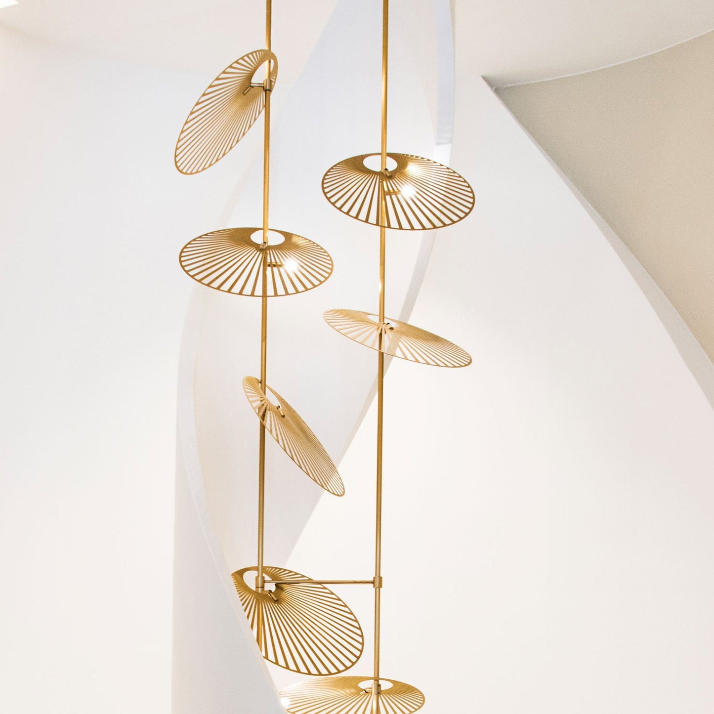 Cattail Leaf Chandelier - Loonglight