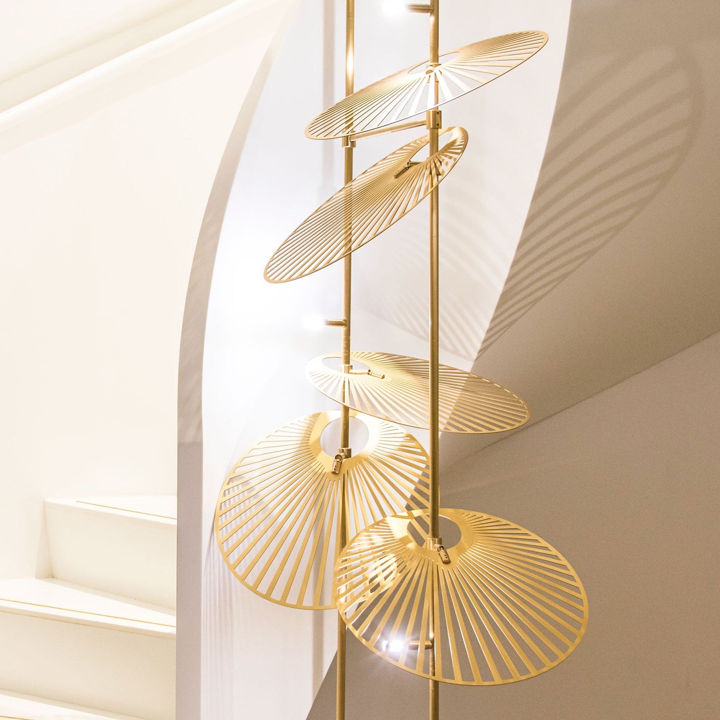Cattail Leaf Chandelier - Loonglight