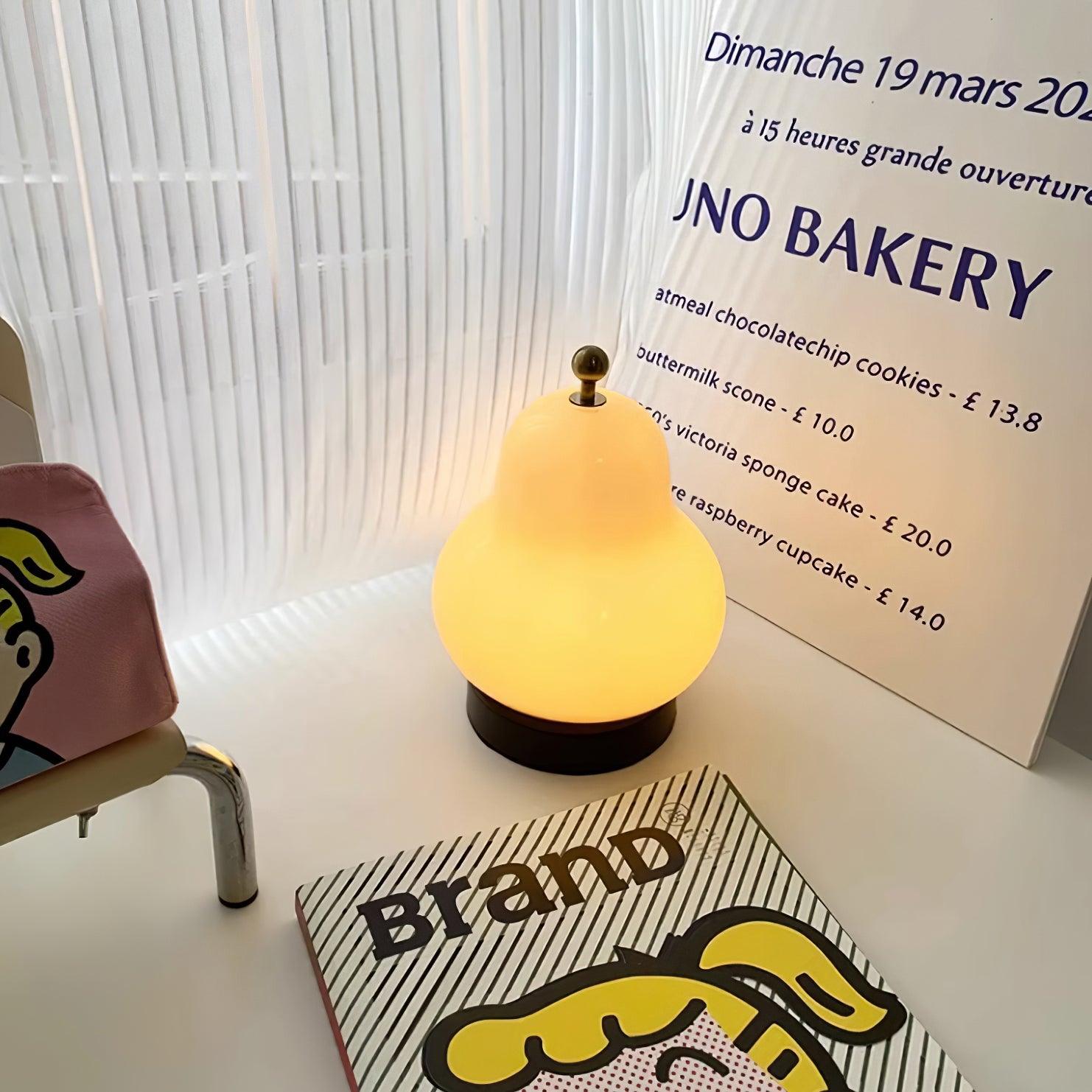 Cute Pear Table Lamp  (built-in battery) - Loonglight