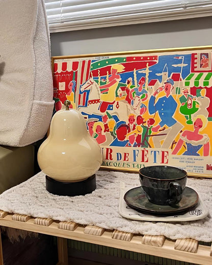 Cute Pear Table Lamp  (built-in battery) - Loonglight