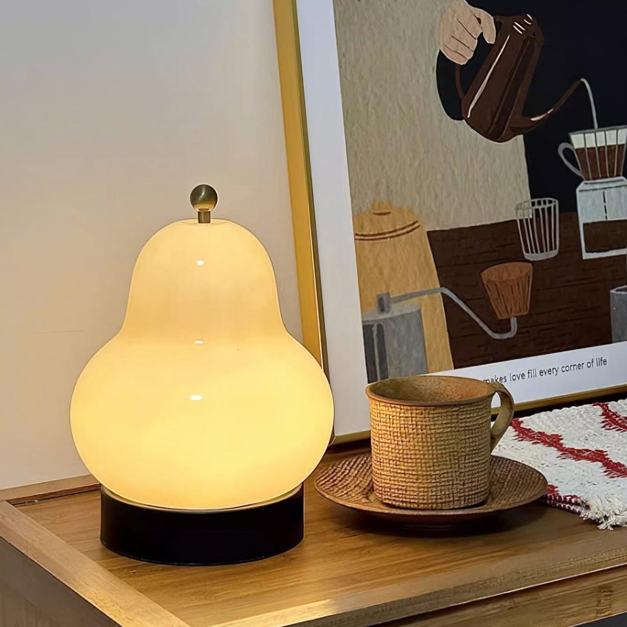 Cute Pear Table Lamp  (built-in battery) - Loonglight