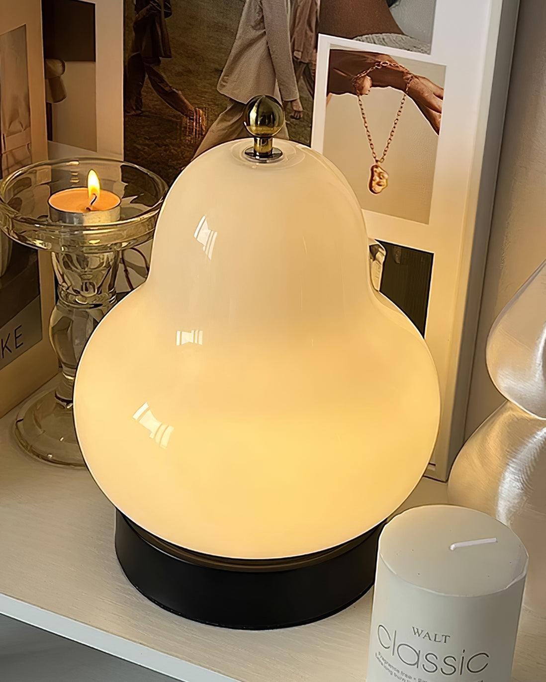 Cute Pear Table Lamp  (built-in battery) - Loonglight