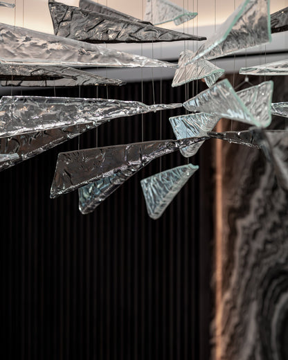 Breeze Glass Leaf Chandelier - Loonglight