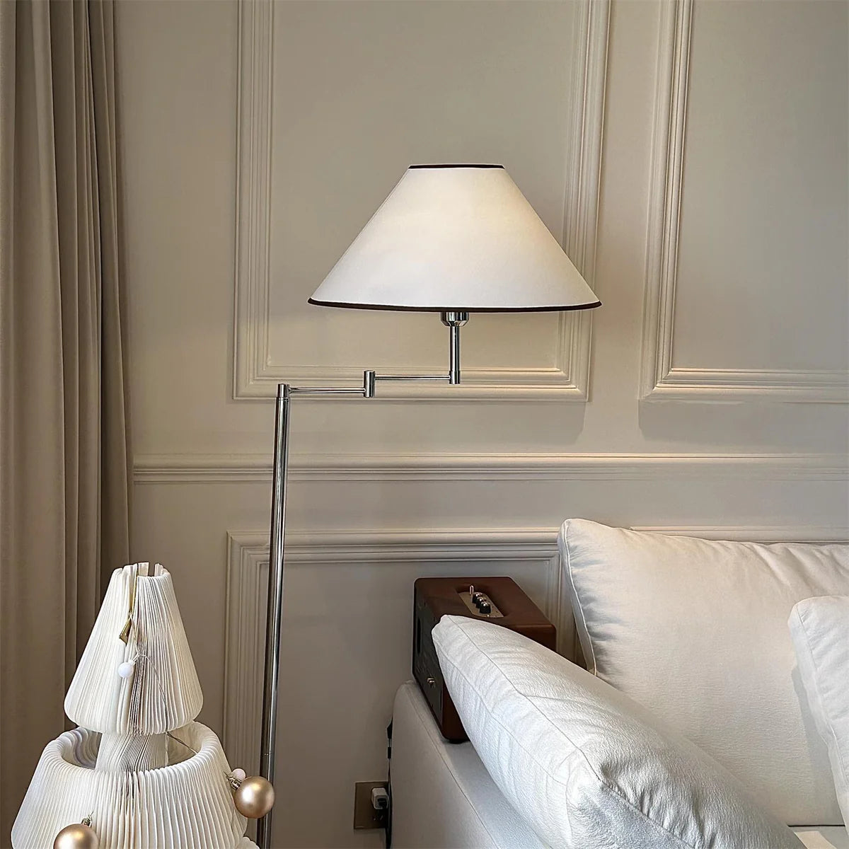 Dakota Floor Lamp - Loonglight