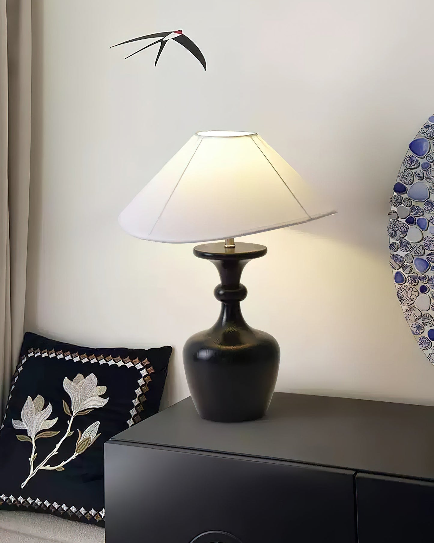 مصباح طاولة داني وود