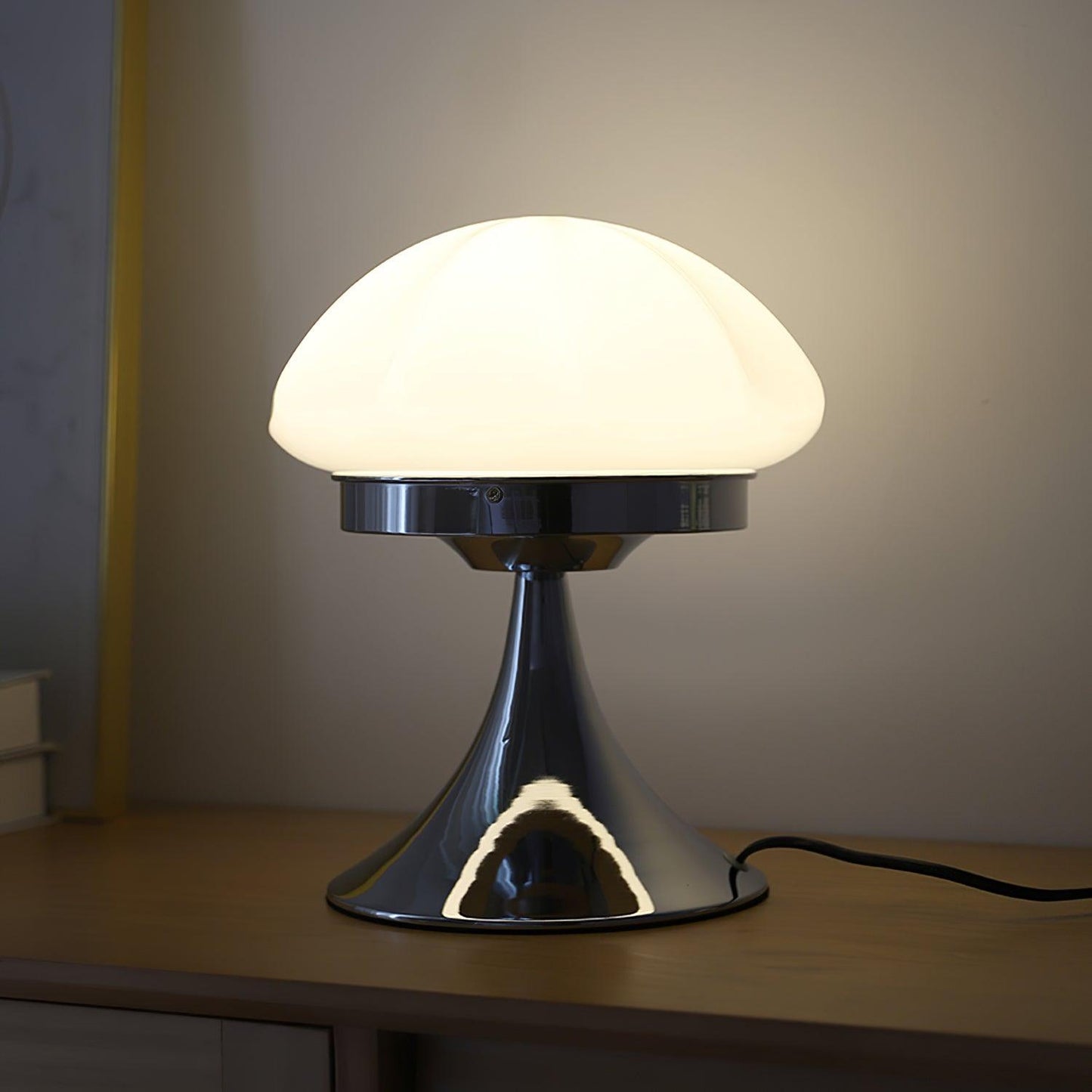 Dario Table Lamp - Loonglight