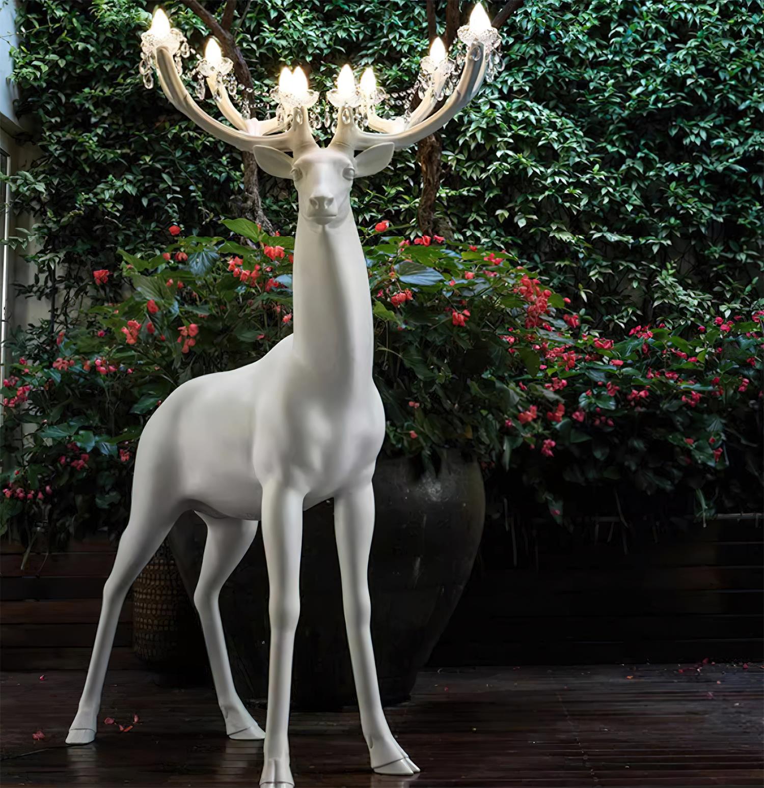 Deer Sculpture Floor Lamp - Loonglight