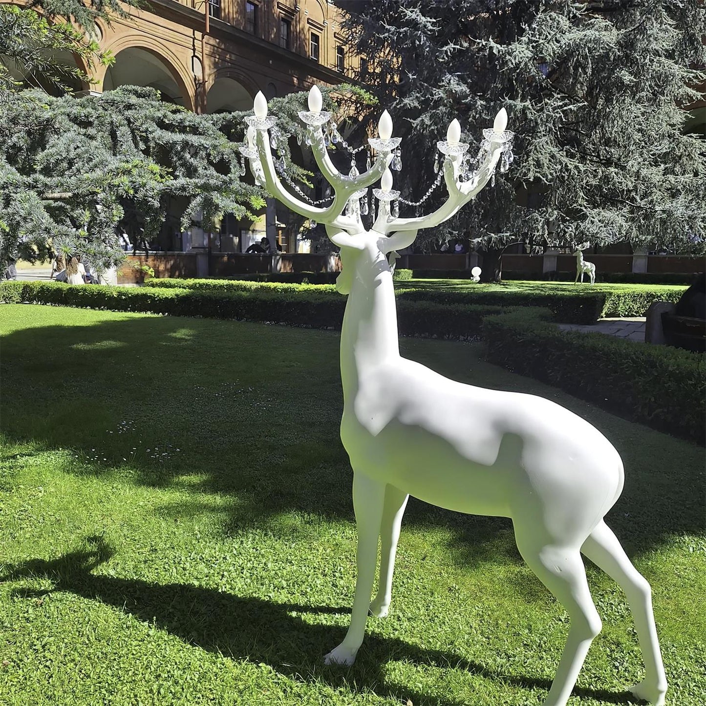 Deer Sculpture Floor Lamp - Loonglight