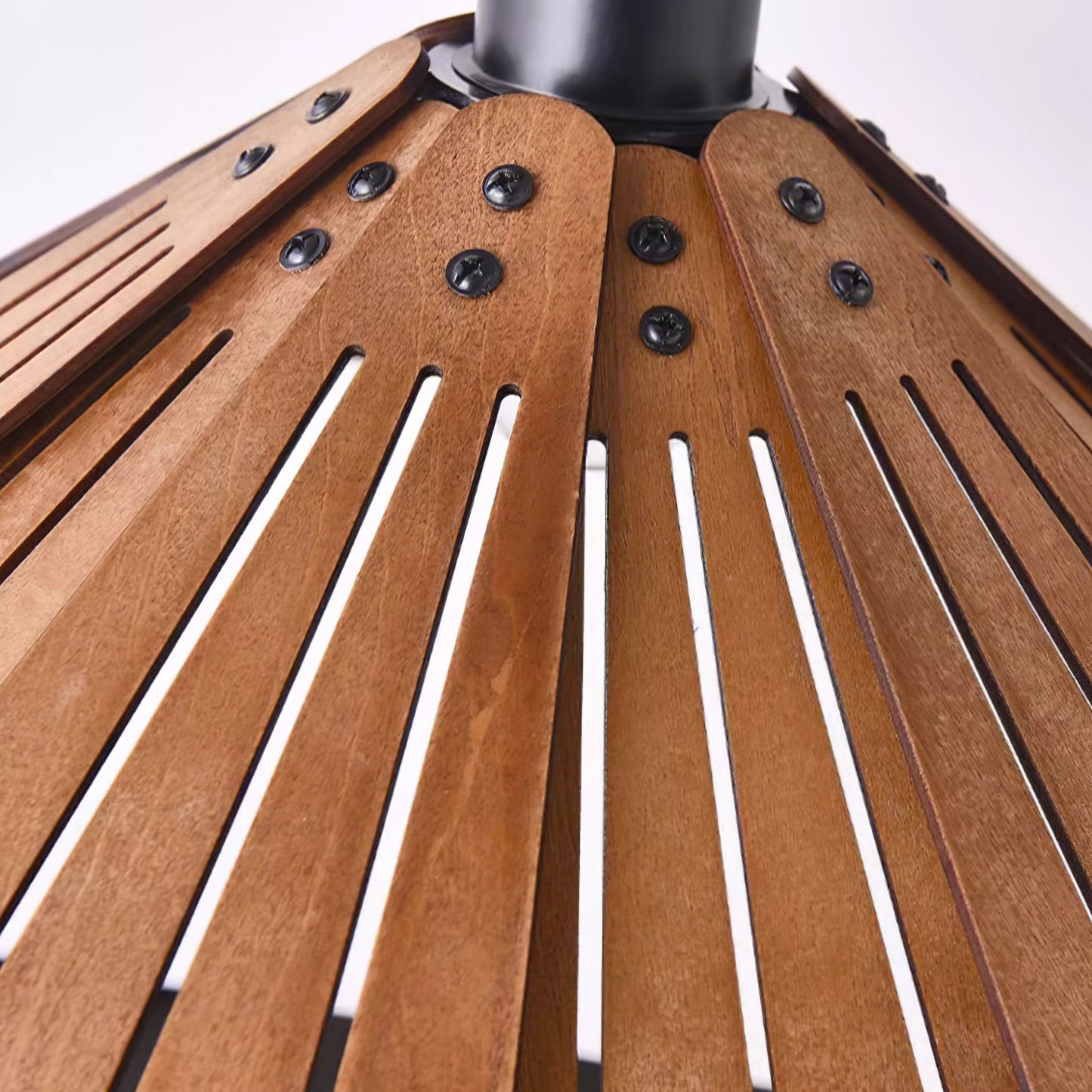 Roof-shaped Wooden Pendant Light - Loonglight