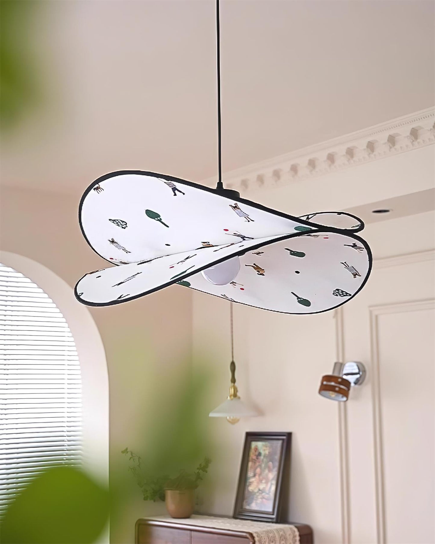 Dika Butterfly Pendant Light